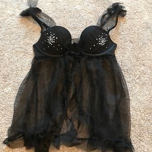 Victoria’s Secret black lingerie 34C